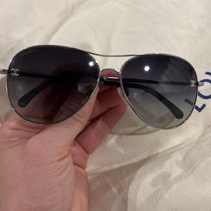 Chanel aviators with case